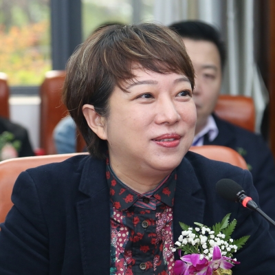 万静-武汉大学中南医院心血管内科副主任、主任医师，博士生导师